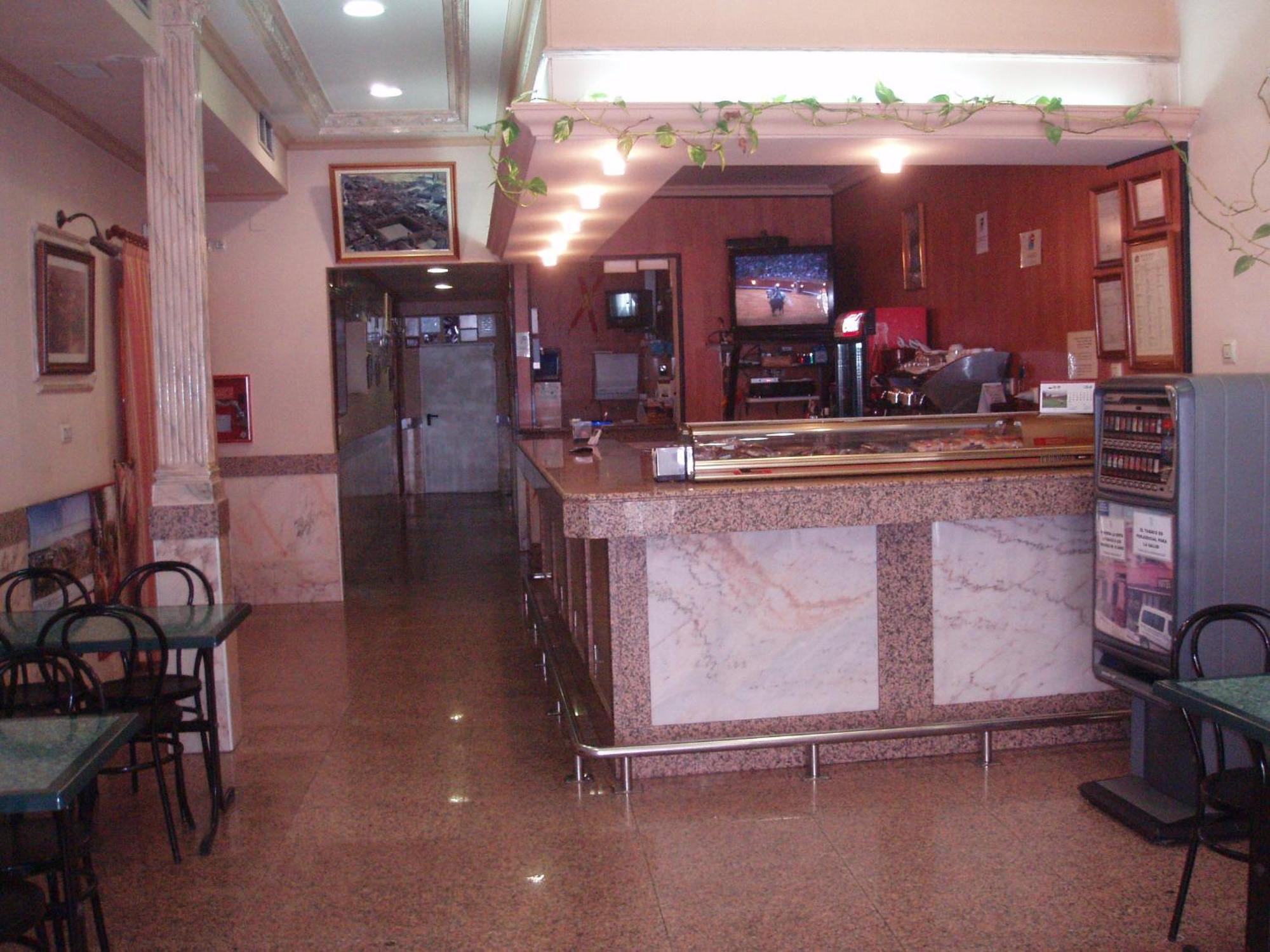 Apartahotel Los Hermanos Оканья Екстер'єр фото